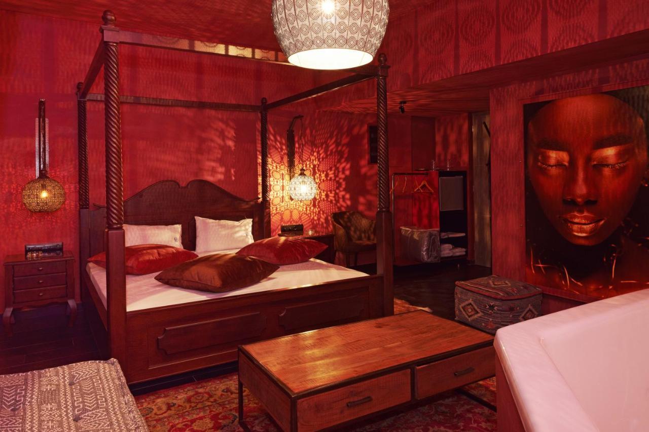 The Crystal Blue Xaidari Hotel Skaramangás Екстериор снимка