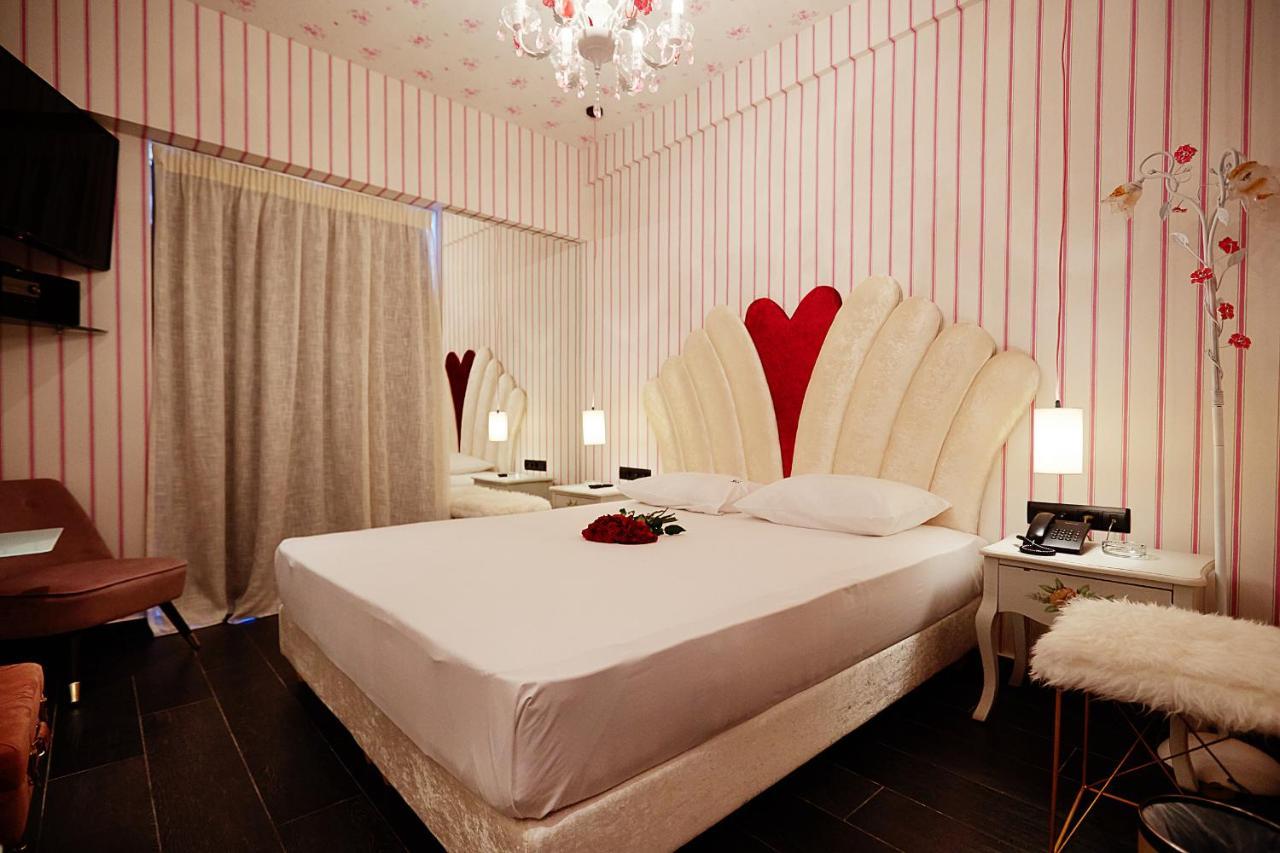 The Crystal Blue Xaidari Hotel Skaramangás Екстериор снимка